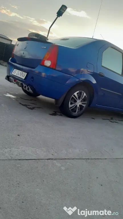 vand logan în stare buna