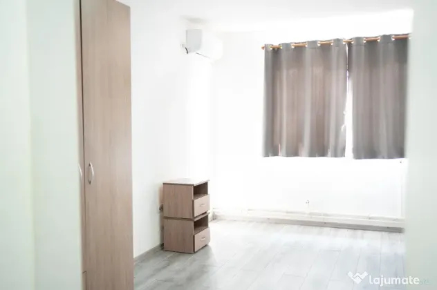 Vand garsoniera in Navodari str. Mării - Navodari (Constanta)