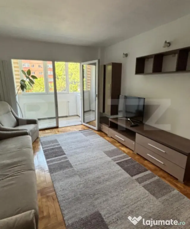 Apartament 3 camere Racadau de inchiriat etaj 2