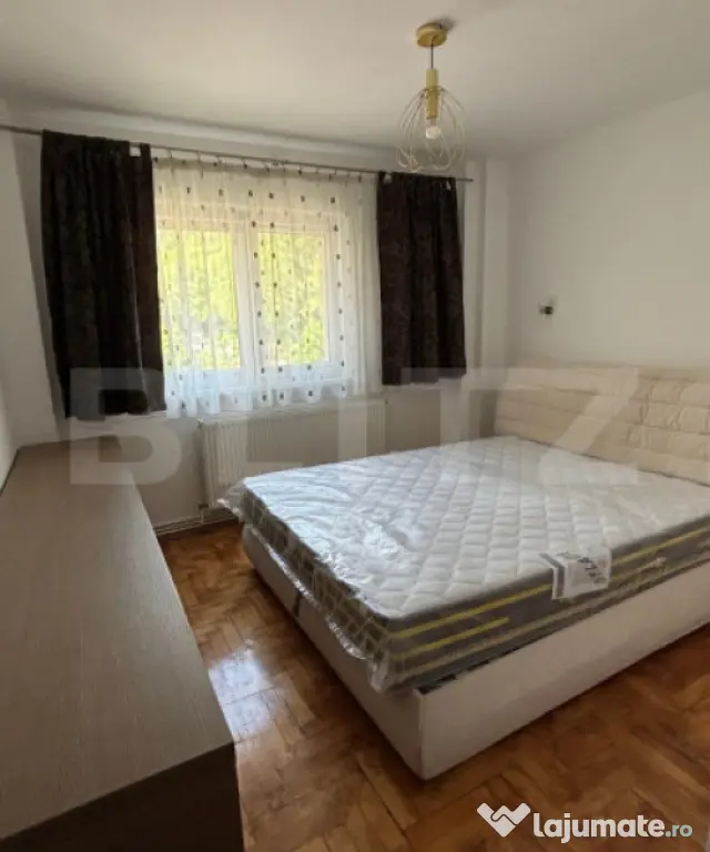 Apartament 3 camere Racadau de inchiriat etaj 2