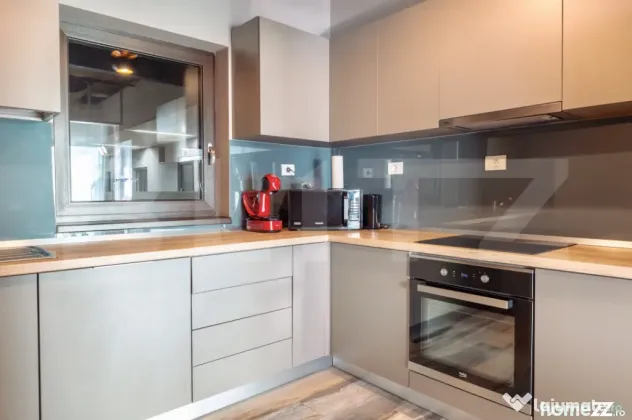 Apartament cu 3 camere, 80 mp, 2 băi, terasă 11 mp, zona C - Timisoara (Timis)