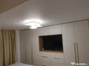 Apartament 3 camere, complet renovat, 2 băi,– Zona Spital 