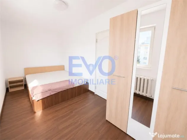 Apartament cu 3 camere, centrala termica, etajul 3, zona Tat