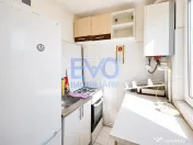 Apartament cu 3 camere, centrala termica, etajul 3, zona Tat