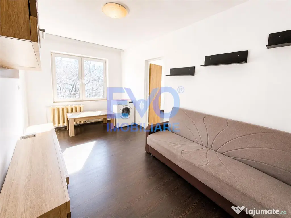 Apartament cu 3 camere, centrala termica, etajul 3, zona Tat