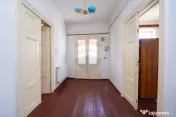 Casă + teren de vânzare în centrul Piteștiului, Strad... 