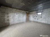 OPORTUNITATE! Casa 315 mp utili, 6 ari teren, 38 m front str 