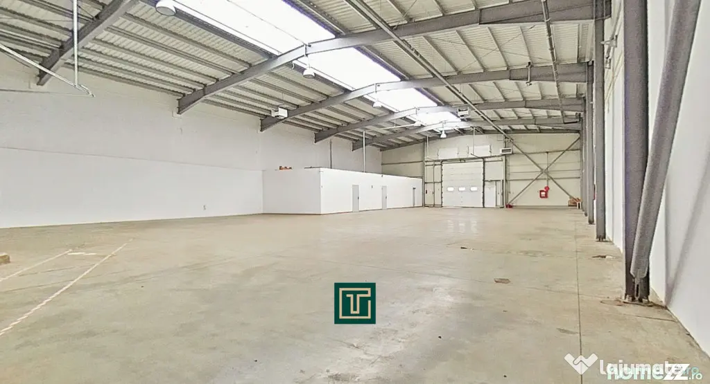 Hală industrială 704 mp de vânzare în Zona Industrială