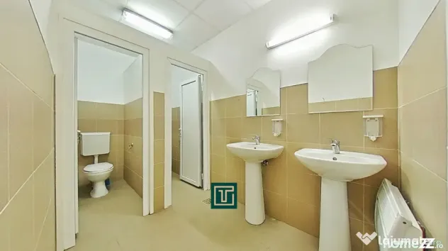 Hală industrială 704 mp de vânzare în Zona Industrială