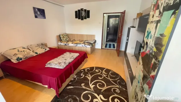 Garsoniera confort 1, strada Pacii ,etaj 3