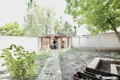 PRELUNGIREA GHENCEA-LIDL, APARTAMENT IN VILA 2010, CURTE 300 
