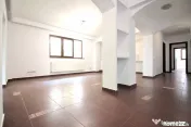PRELUNGIREA GHENCEA-LIDL, APARTAMENT IN VILA 2010, CURTE 300