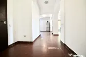 PRELUNGIREA GHENCEA-LIDL, APARTAMENT IN VILA 2010, CURTE 300