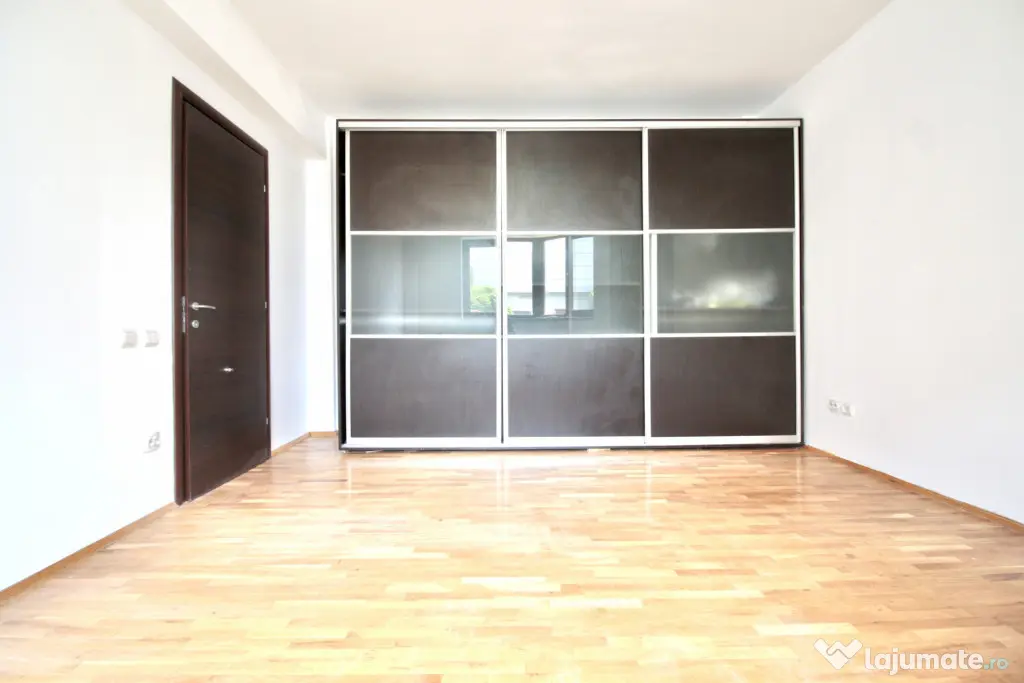 PRELUNGIREA GHENCEA-LIDL, APARTAMENT IN VILA 2010, CURTE 300