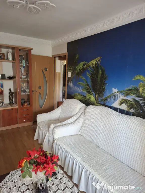 Apartament 2 camere de vânzare în zona Km 4-5 – mobilat,