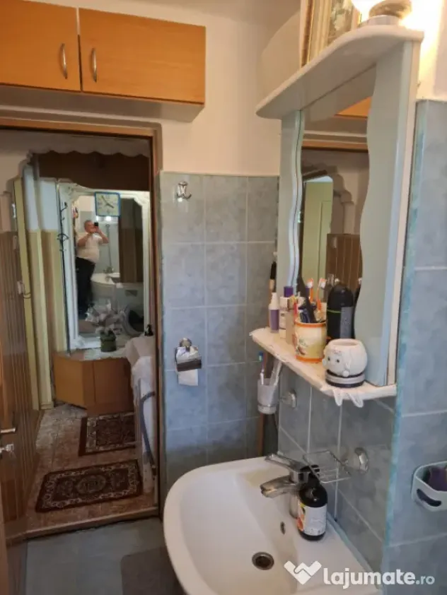 Apartament 2 camere de vânzare în zona Km 4-5 – mobilat,