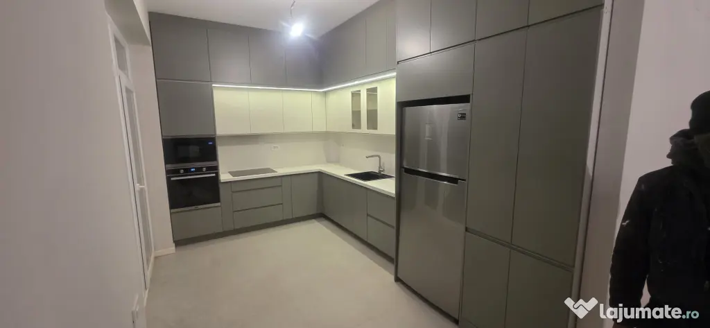 🔨 Mobilier la comandă – Calitate, Eleganță și Profesionalism!🔨