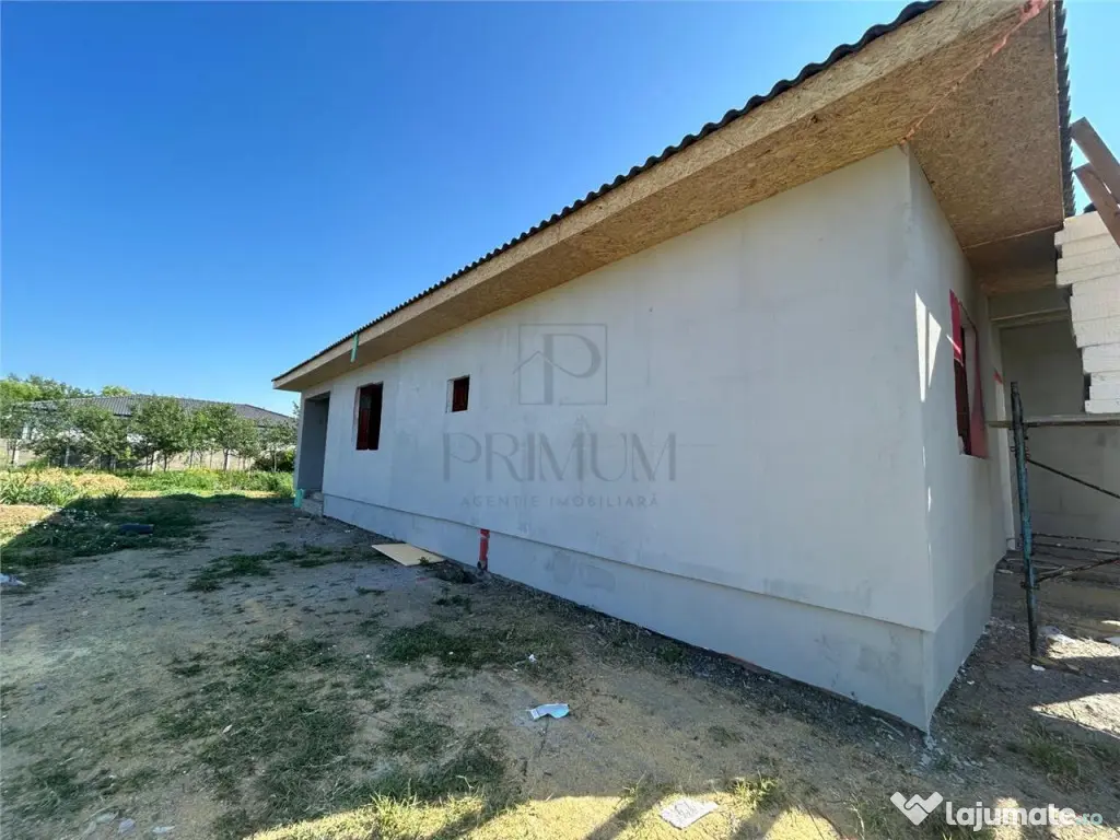 Utvin- toate utilitatile- 4 camere- bucatarie inchisa