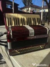 Acordeon Hohner roșu 80 bași 