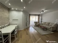 Apartament cu 3 camere decomandate si balcon la etajul 2 zon 