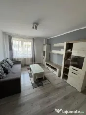 Apartament 2 camere, decomandat, loc de parcare