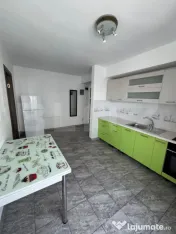Apartament 2 camere, decomandat, loc de parcare