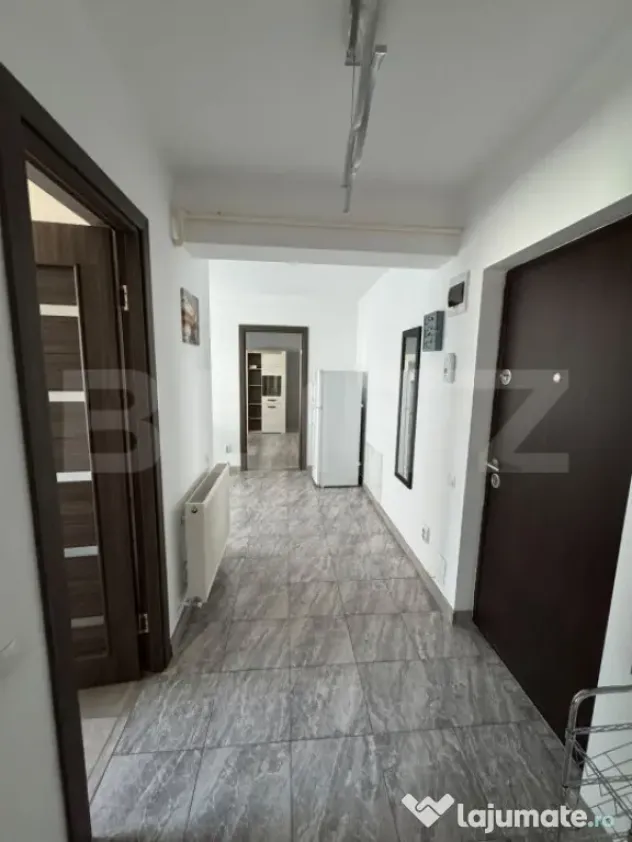 Apartament 2 camere, decomandat, loc de parcare