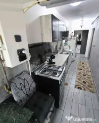 Garsonieră decomandată renovată complect (mobilată+utilată ) 9 mai,0769246269