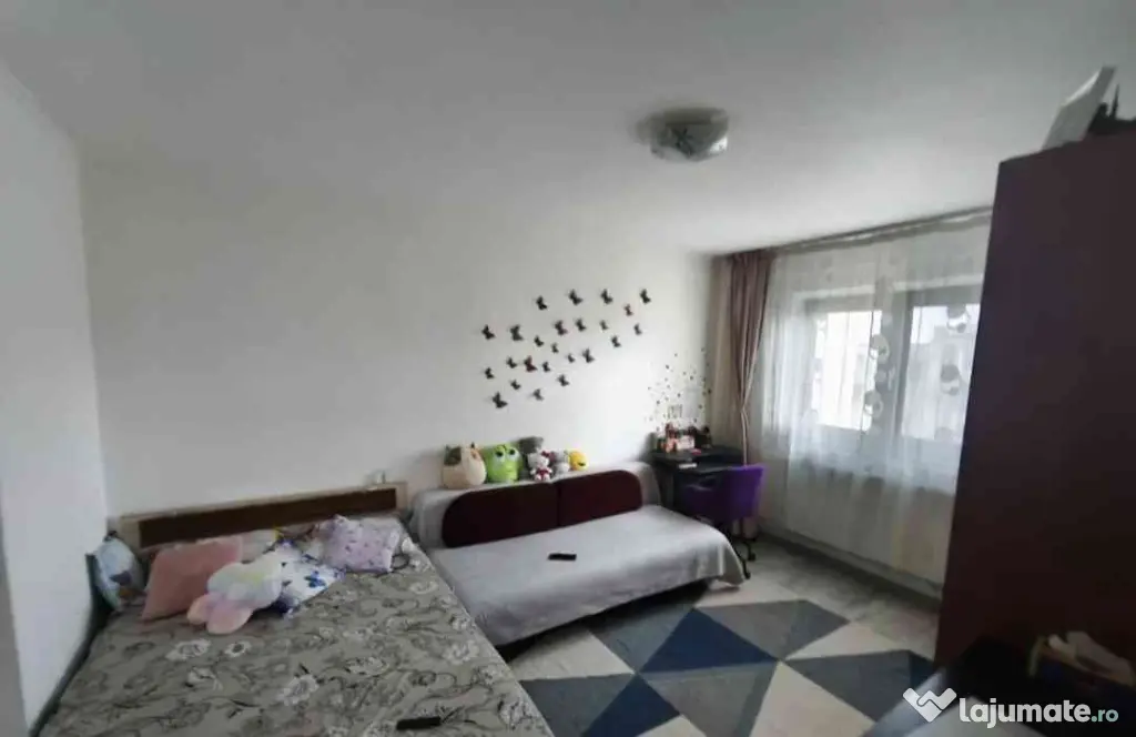 Garsonieră decomandată renovată complect (mobilată+utilată ) 9 mai,0769246269