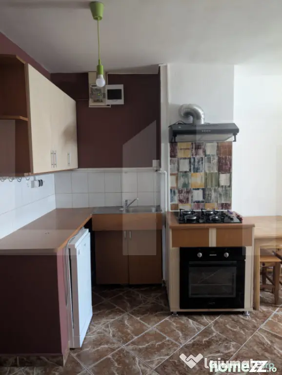 De vanzare spatiu comercial sau de birouri, 3 camere, 70 mp - Sfantu Gheorghe (Covasna)