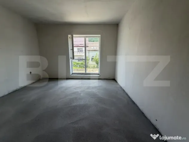Apartament cu 3 camere în suprafață de 84 mp