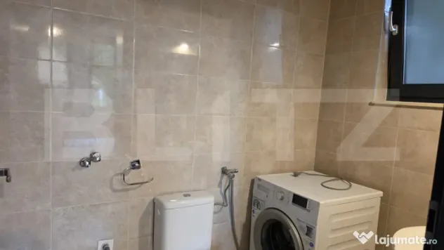 Casa 4 camere, 130 mp; 890 mp teren. Bercu Rosu