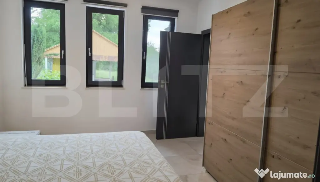 Casa 4 camere, 130 mp; 890 mp teren. Bercu Rosu