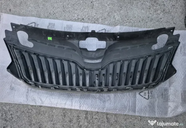 Vand grila fata Skoda Rapid 2019