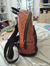 vând rucsac piele 
