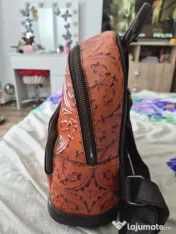 vând rucsac piele 