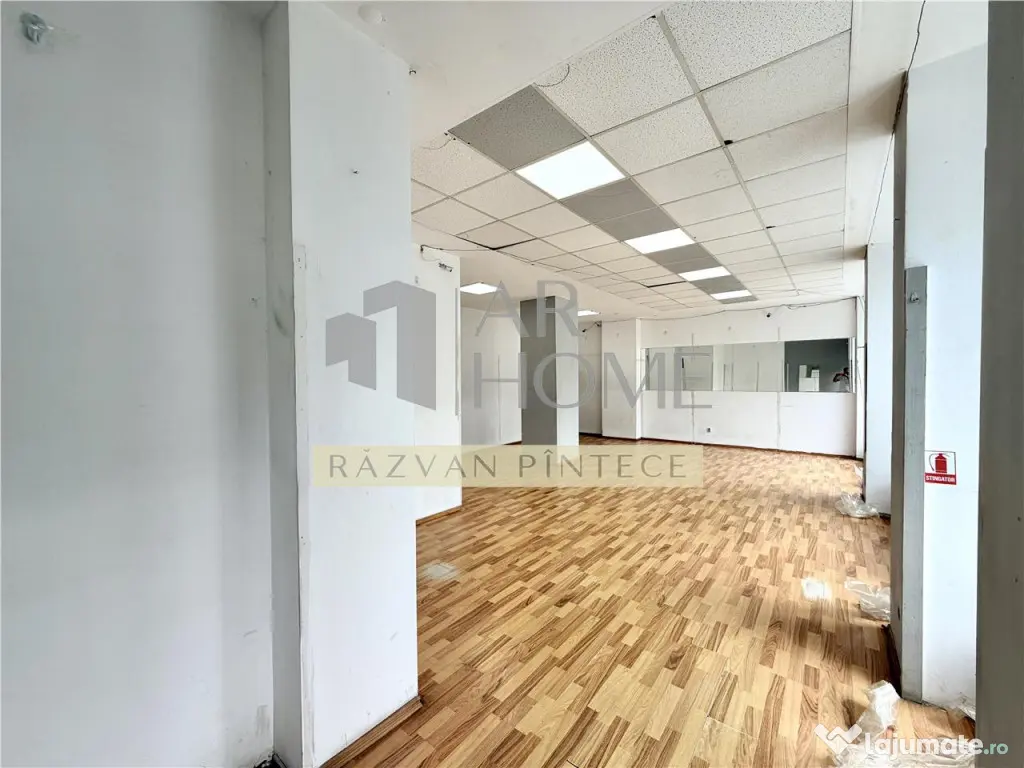 Spatiu comercial, vitrina, ultracentral, Ploiesti
