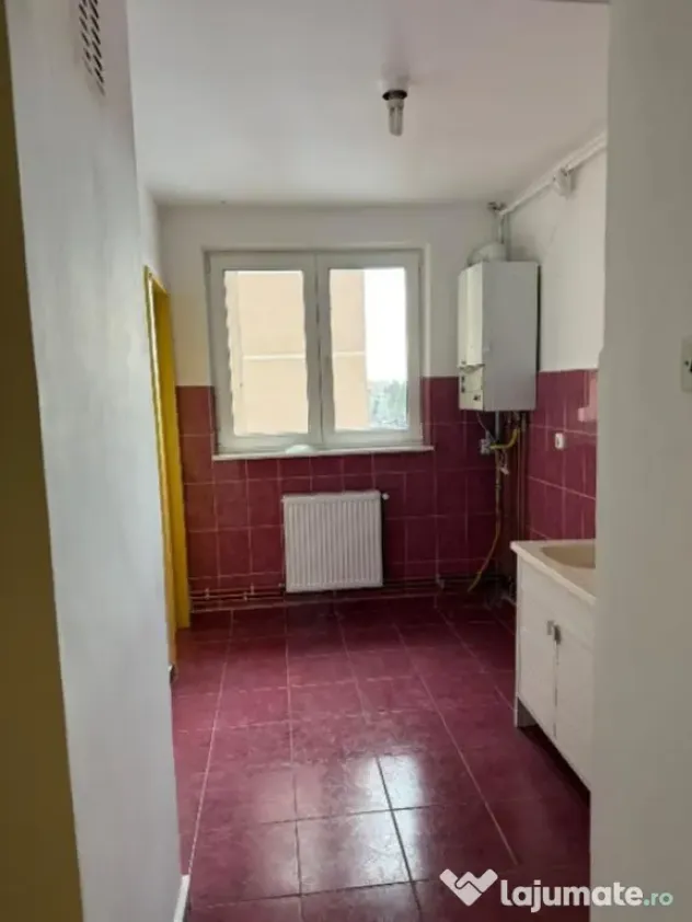 Astra-Berzei 2 camere BETON ARMAT