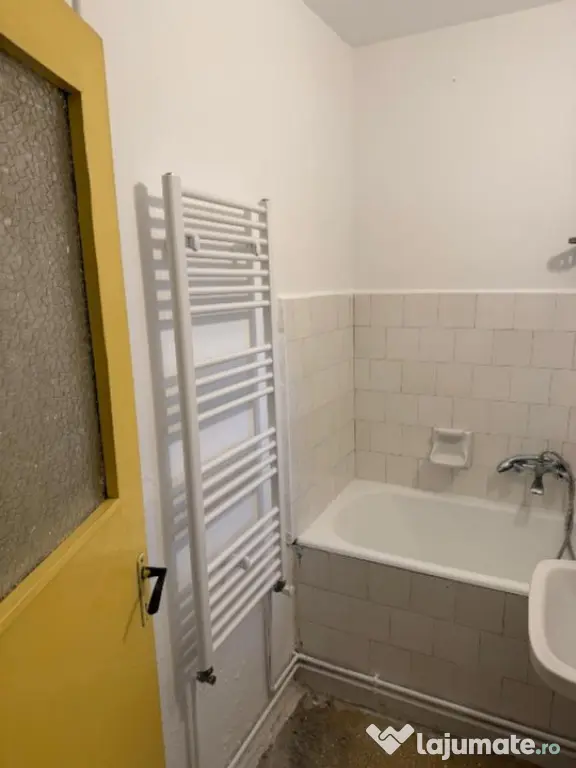 Astra-Berzei 2 camere BETON ARMAT