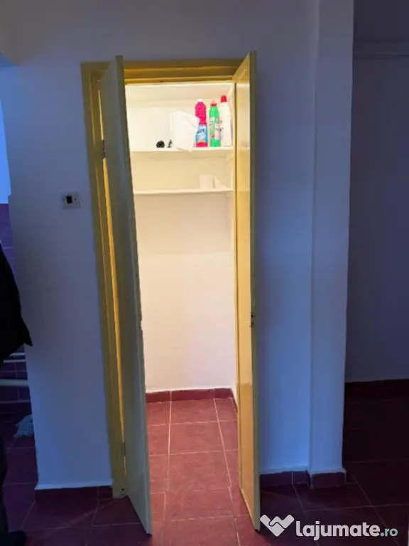 Astra-Berzei 2 camere BETON ARMAT