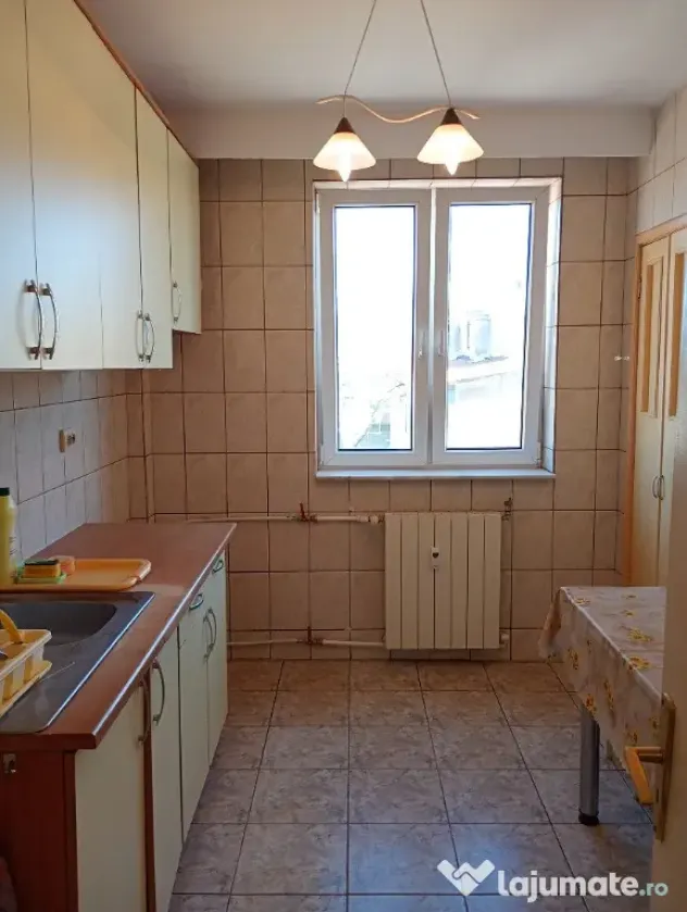 Persoana fizica vand apartament 4 camere ultracentral ideal investitie