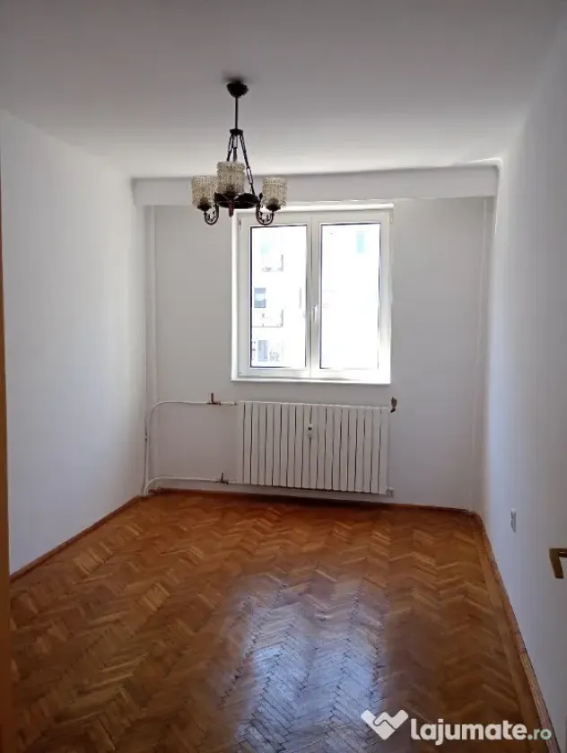 Persoana fizica vand apartament 4 camere ultracentral ideal investitie