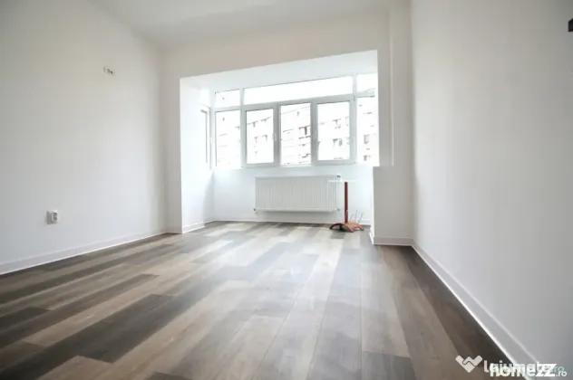 TEIUL DOAMNEI, BLOC 1984, DECOMANDAT, RENOVAT, NEMOBOILAT! - Bucuresti (Bucuresti-Ilfov)