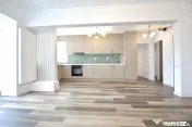 TEIUL DOAMNEI, BLOC 1984, DECOMANDAT, RENOVAT, NEMOBOILAT! 