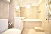 TEIUL DOAMNEI, BLOC 1984, DECOMANDAT, RENOVAT, NEMOBOILAT! 