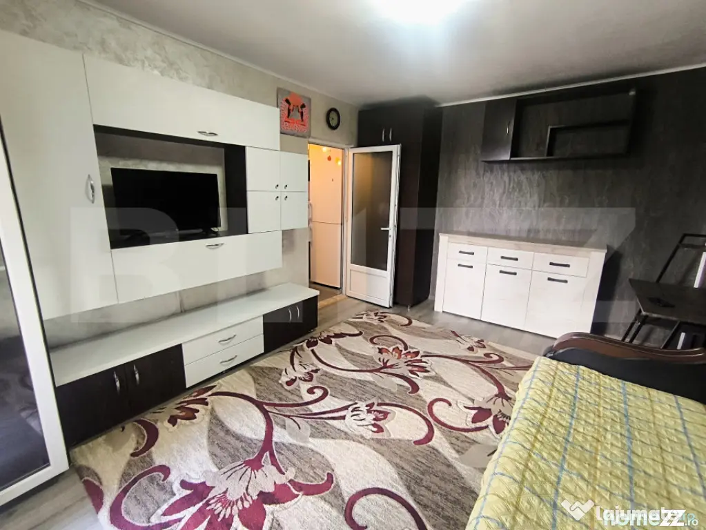 Garsoniera de vanzare, 28 mp, mobilata si utilata - Astra - Brasov (Brasov)