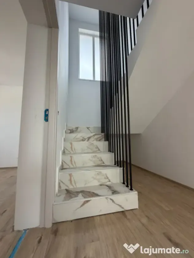 Casa P+1, 185 mp utili, 307 mp teren, zona Damila