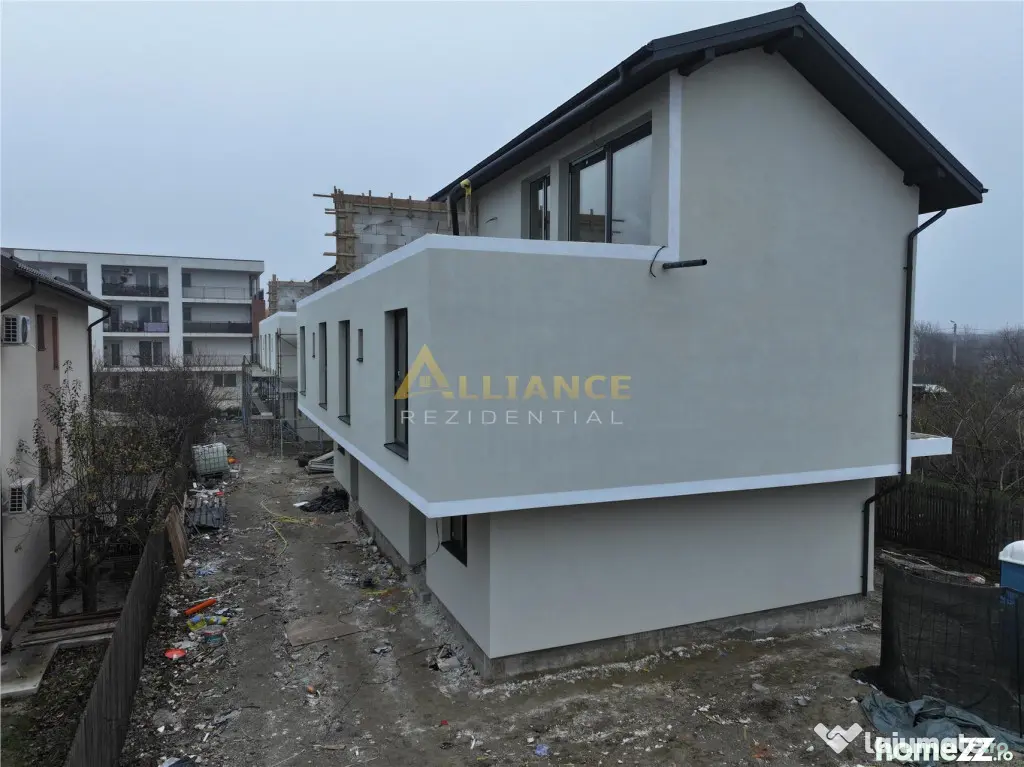 Vila Strada Astrelor/ 5 camere/ 4 bai/ incalzire in pardosea