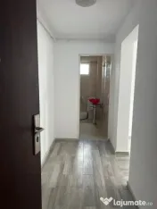 Apartament 2 camere et 3 Zefirului