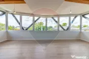 Casă / Vilă exclusivista cu 9 camere de vânzare în Ot... 
